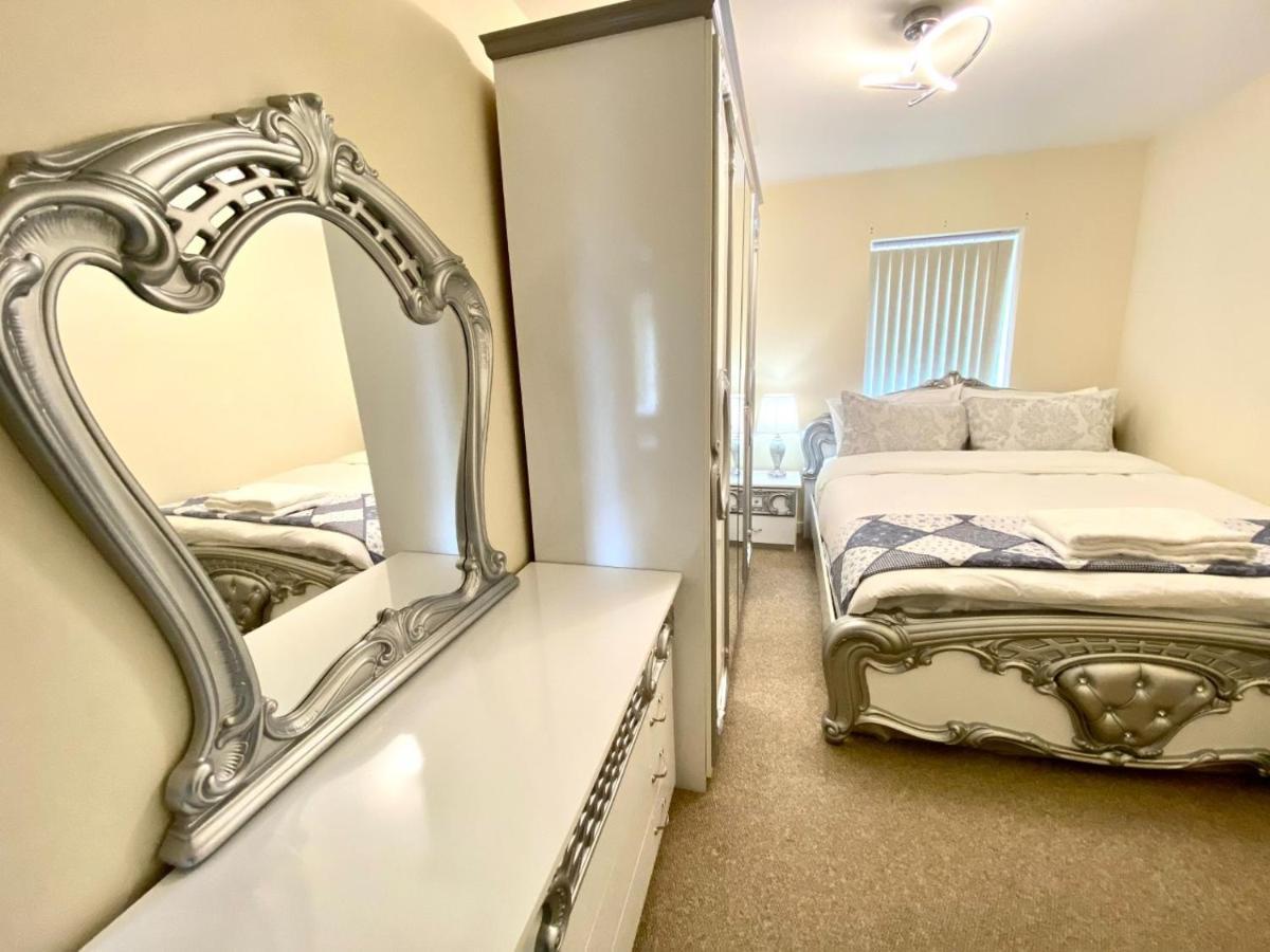 Isha'S Lodge Birmingham Luaran gambar